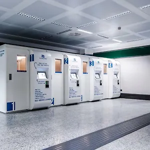 Resting Pods - -zzzleepandgo Mxp Airport 3*, Ferno Italia
